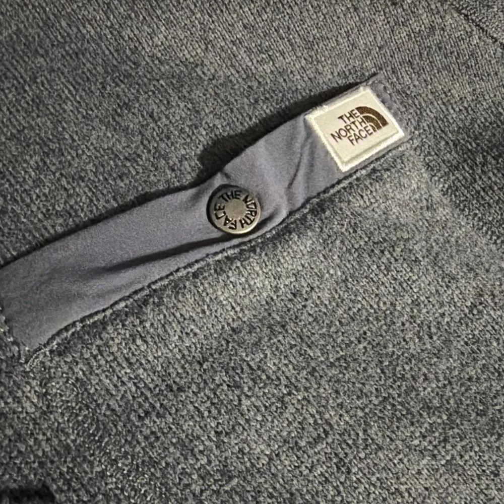 The North Face Men's XL Gray Gordon Lyons 1/4 Zip Long Sleeve Fleece Pullover
